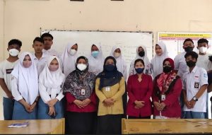 Adbimas Kebidanan Goes to School